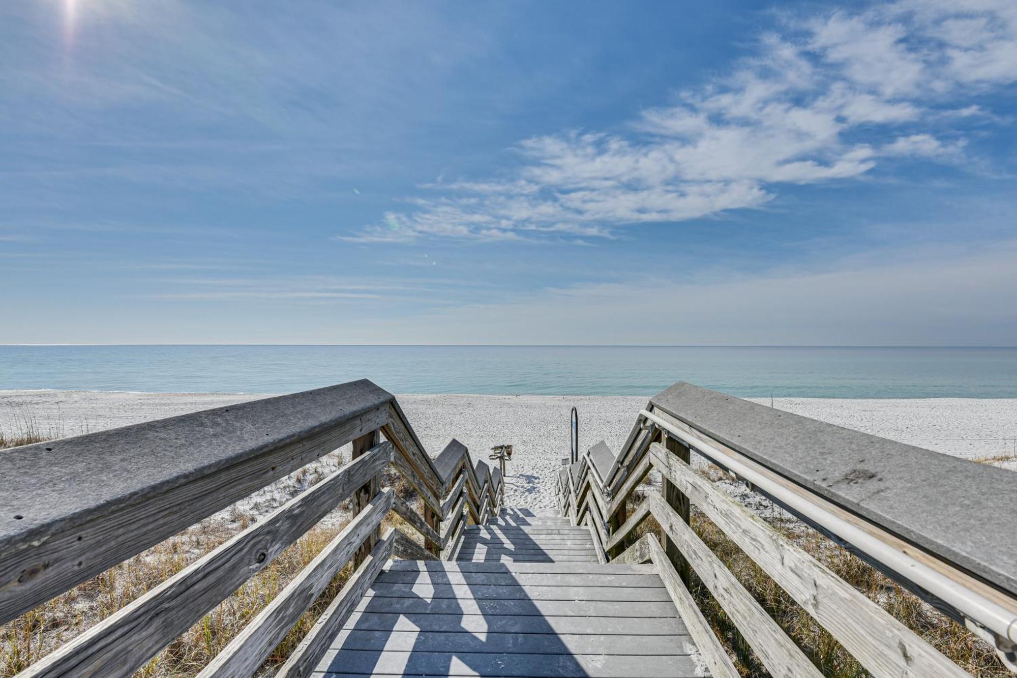 Walk To Beach Miramar Tropical Cabana With Deck! 德斯廷 外观 照片